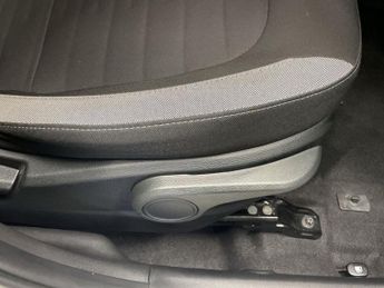 HYUNDAI I10 1.2 SE Connect Hatchback 5dr Petrol Auto Euro 6 (s/s) (84 ps)