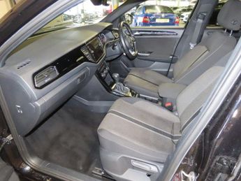 VOLKSWAGEN T-ROC 1.5 TSI EVO Black Edition SUV 5dr Petrol DSG Euro 6 (s/s) (150 p