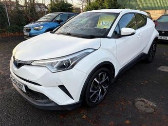 TOYOTA C-HR 1.8 VVT-h Design SUV 5dr Petrol Hybrid CVT Euro 6 (s/s) (122 ps)