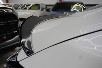 TESLA Model 3 (Dual Motor) Long Range Saloon 4dr Electric Auto 4WDE (346 ps)