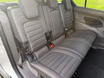 FORD GRAND TOURNEO CONNECT 1.5 EcoBlue Titanium MPV 5dr Diesel Auto Euro 6 (s/s) (120 ps)