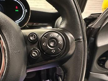 MINI Electric Hatch Cooper SE 32.6kWh Level 2 Hatchback 3dr Electric Auto (184 ps)