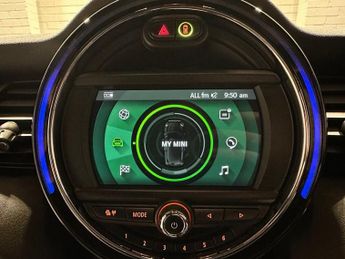 MINI Electric Hatch Cooper SE 32.6kWh Level 2 Hatchback 3dr Electric Auto (184 ps)