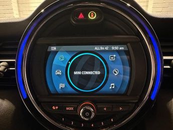 MINI Electric Hatch Cooper SE 32.6kWh Level 2 Hatchback 3dr Electric Auto (184 ps)