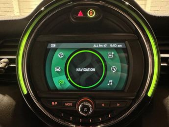 MINI Electric Hatch Cooper SE 32.6kWh Level 2 Hatchback 3dr Electric Auto (184 ps)