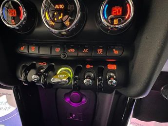 MINI Electric Hatch Cooper SE 32.6kWh Level 2 Hatchback 3dr Electric Auto (184 ps)