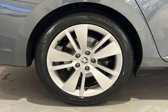 SKODA SUPERB 2.0 TSI SE L Estate 5dr Petrol DSG Euro 6 (s/s) (190 ps) Front  