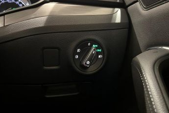 SKODA SUPERB 2.0 TSI SE L Estate 5dr Petrol DSG Euro 6 (s/s) (190 ps) Front  