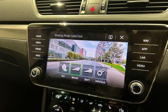 SKODA SUPERB 2.0 TSI SE L Estate 5dr Petrol DSG Euro 6 (s/s) (190 ps) Front  