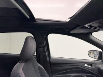 FORD KUGA 2.0 TDCi EcoBlue ST-Line Edition SUV 5dr Diesel Powershift AWD E