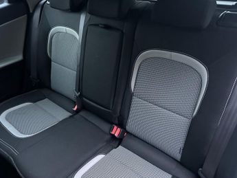 KIA CEED 1.6 CRDi 3 Sportswagon 5dr Diesel Auto Euro 5 (126 bhp)