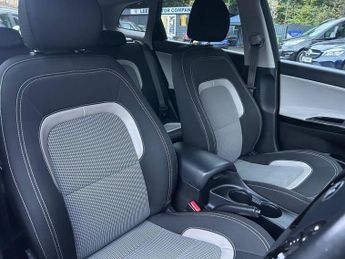 KIA CEED 1.6 CRDi 3 Sportswagon 5dr Diesel Auto Euro 5 (126 bhp)