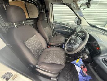 VAUXHALL COMBO 1.3 CDTi 2000 ecoFLEX 16v Panel Van 3dr Diesel Manual FWD L1 H1 