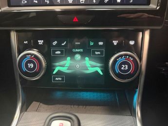 JAGUAR XE 2.0 D180 R-Dynamic HSE Saloon 4dr Diesel Auto Euro 6 (s/s) (180 