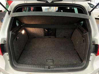 VOLKSWAGEN TIGUAN 2.0 TDI BlueMotion Tech R-Line SUV 5dr Diesel DSG 4WD Euro 5 (s/