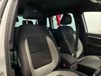 VOLKSWAGEN TIGUAN 2.0 TDI BlueMotion Tech R-Line SUV 5dr Diesel DSG 4WD Euro 5 (s/