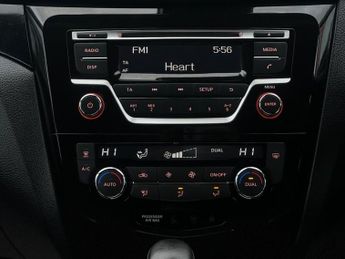 NISSAN QASHQAI 1.2 DIG-T Acenta SUV 5dr Petrol XTRON 2WD Euro 6 (s/s) (115 ps)