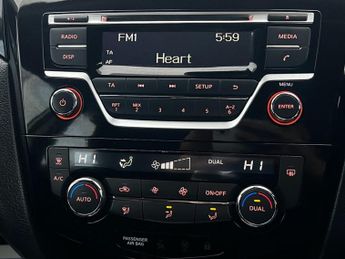 NISSAN QASHQAI 1.2 DIG-T Acenta SUV 5dr Petrol XTRON 2WD Euro 6 (s/s) (115 ps)