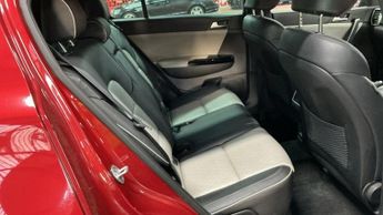 KIA SPORTAGE 1.6 T-GDi GT-Line SUV 5dr Petrol DCT AWD Euro 6 (174 bhp)