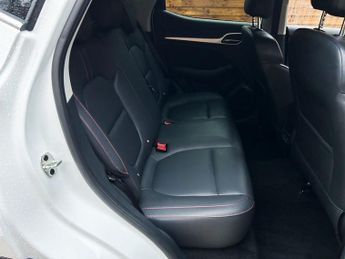 MG MG ZS 1.0 T-GDI Exclusive SUV 5dr Petrol Auto Euro 6 (111 ps)