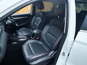 MG MG ZS 1.0 T-GDI Exclusive SUV 5dr Petrol Auto Euro 6 (111 ps)