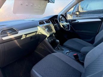 VOLKSWAGEN TIGUAN 1.4 TSI SE Navigation SUV 5dr Petrol DSG Euro 6 (s/s) (150 ps) 6