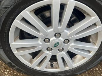 LAND ROVER DISCOVERY 4 3.0 SD V6 XS SUV 5dr Diesel Auto 4WD Euro 5 (255 bhp)