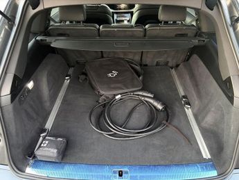 AUDI Q7 3.0 TFSIe V6 55 S line SUV 5dr Petrol Plug-in Hybrid Tiptronic q