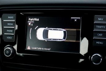 SKODA OCTAVIA 2.0 TDI vRS Estate Diesel DSG (s/s) 5dr - Just 36,012 Miles / 1 