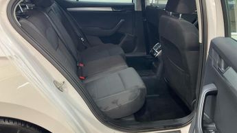 SKODA SUPERB 1.4 TSI ACT SE Hatchback 5dr Petrol DSG Euro 6 (s/s) (150 ps)