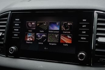 SKODA KAROQ 1.5 TSI ACT SE L SUV 5dr Petrol DSG Euro 6 (s/s) (150 ps)