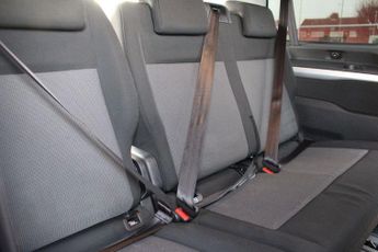 TOYOTA PROACE VERSO 2.0D Shuttle Medium MPV 5dr Diesel Manual MWB Euro 6 (s/s) (9 Se