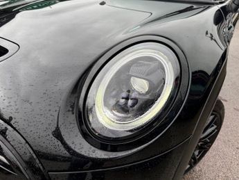 MINI Electric Hatch Cooper SE 32.6kWh Level 2 Hatchback 3dr Electric Auto (184 ps)