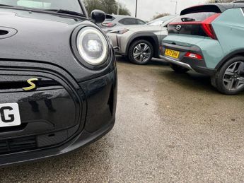 MINI Electric Hatch Cooper SE 32.6kWh Level 2 Hatchback 3dr Electric Auto (184 ps)