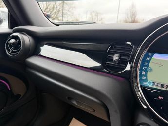 MINI Electric Hatch Cooper SE 32.6kWh Level 2 Hatchback 3dr Electric Auto (184 ps)