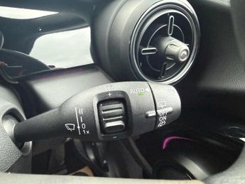 MINI Electric Hatch Cooper SE 32.6kWh Level 2 Hatchback 3dr Electric Auto (184 ps)