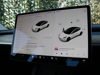 TESLA Model 3 Standard Range Plus Saloon 4dr Electric Auto RWD (241 bhp)