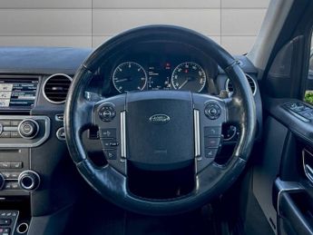 LAND ROVER DISCOVERY 4 3.0 SD V6 HSE Luxury SUV 5dr Diesel Auto 4WD Euro 5 (s/s) (255 b