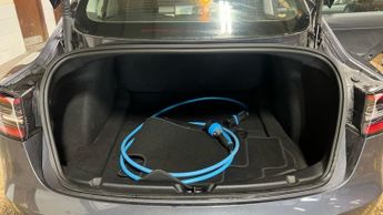 TESLA Model 3 Standard Range Plus Saloon 4dr Electric Auto RWD (241 bhp)