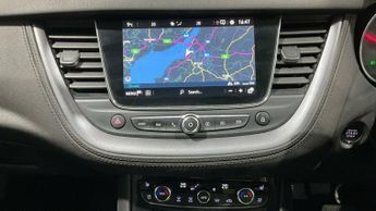 VAUXHALL GRANDLAND X 1.6 13.2kWh Business Edition Nav Premium SUV 5dr Petrol Plug-in 