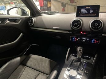 AUDI A3 2.0 TFSI Black Edition Sportback 5dr Petrol S Tronic quattro Eur