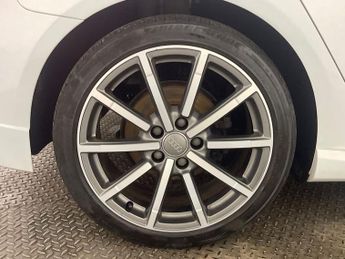 AUDI A3 2.0 TFSI Black Edition Sportback 5dr Petrol S Tronic quattro Eur
