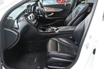 MERCEDES-BENZ C-CLASS 2.1 C250 BlueTEC AMG Line Saloon 4dr Diesel G-Tronic+ Euro 6 (s/
