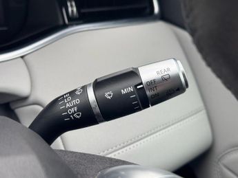 LAND ROVER RANGE ROVER EVOQUE 2.0 P200 MHEV HSE SUV 5dr Petrol Auto 4WD Euro 6 (s/s) (200 ps)