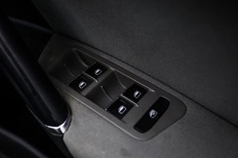 VOLKSWAGEN GOLF 2.0 TDI BlueMotion Tech GT Estate 5dr Diesel DSG Euro 5 (s/s) (1