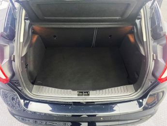 FORD FOCUS 1.6 Zetec Hatchback 5dr Petrol Powershift Euro 5 (125 ps)