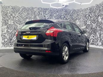 FORD FOCUS 1.6 Zetec Hatchback 5dr Petrol Powershift Euro 5 (125 ps)