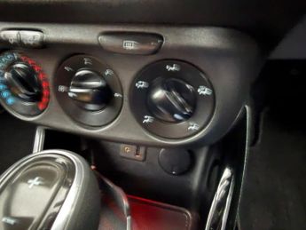 VAUXHALL CORSA 1.4i SE Hatchback 5dr Petrol Auto Euro 6 (90 ps)