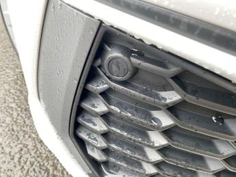 AUDI A3 1.5 TFSI 35 S line Sportback 5dr Petrol S Tronic Euro 6 (s/s) (1