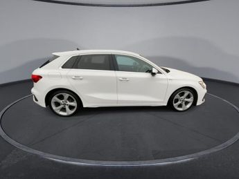 AUDI A3 1.5 TFSI 35 S line Sportback 5dr Petrol S Tronic Euro 6 (s/s) (1